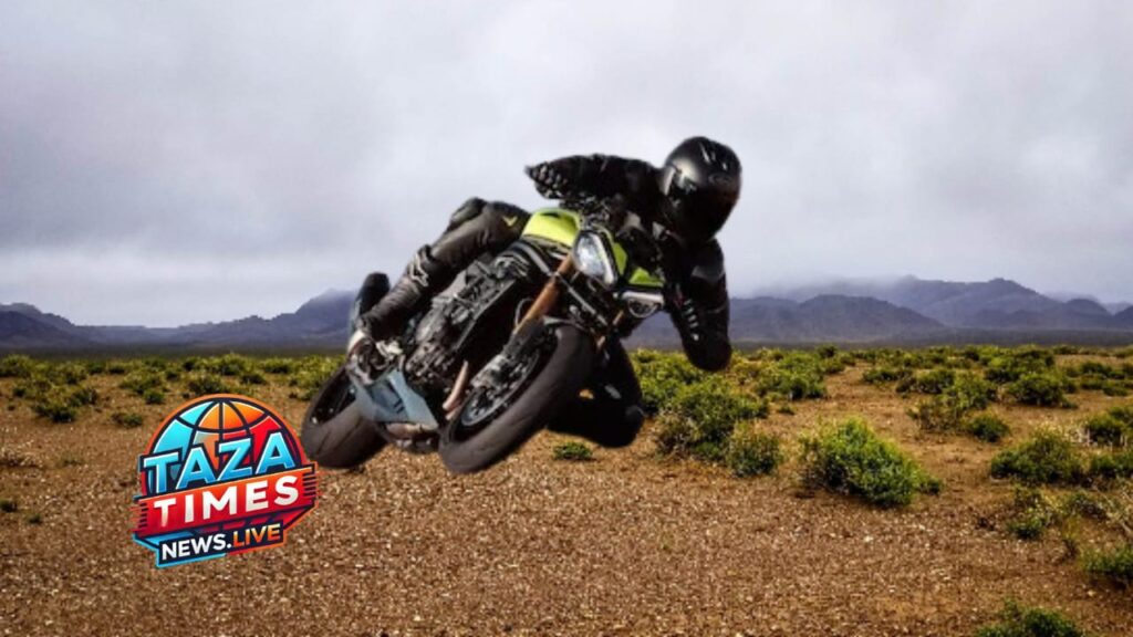 Triumph Speed Triple 1200 RX Breaks Cover
